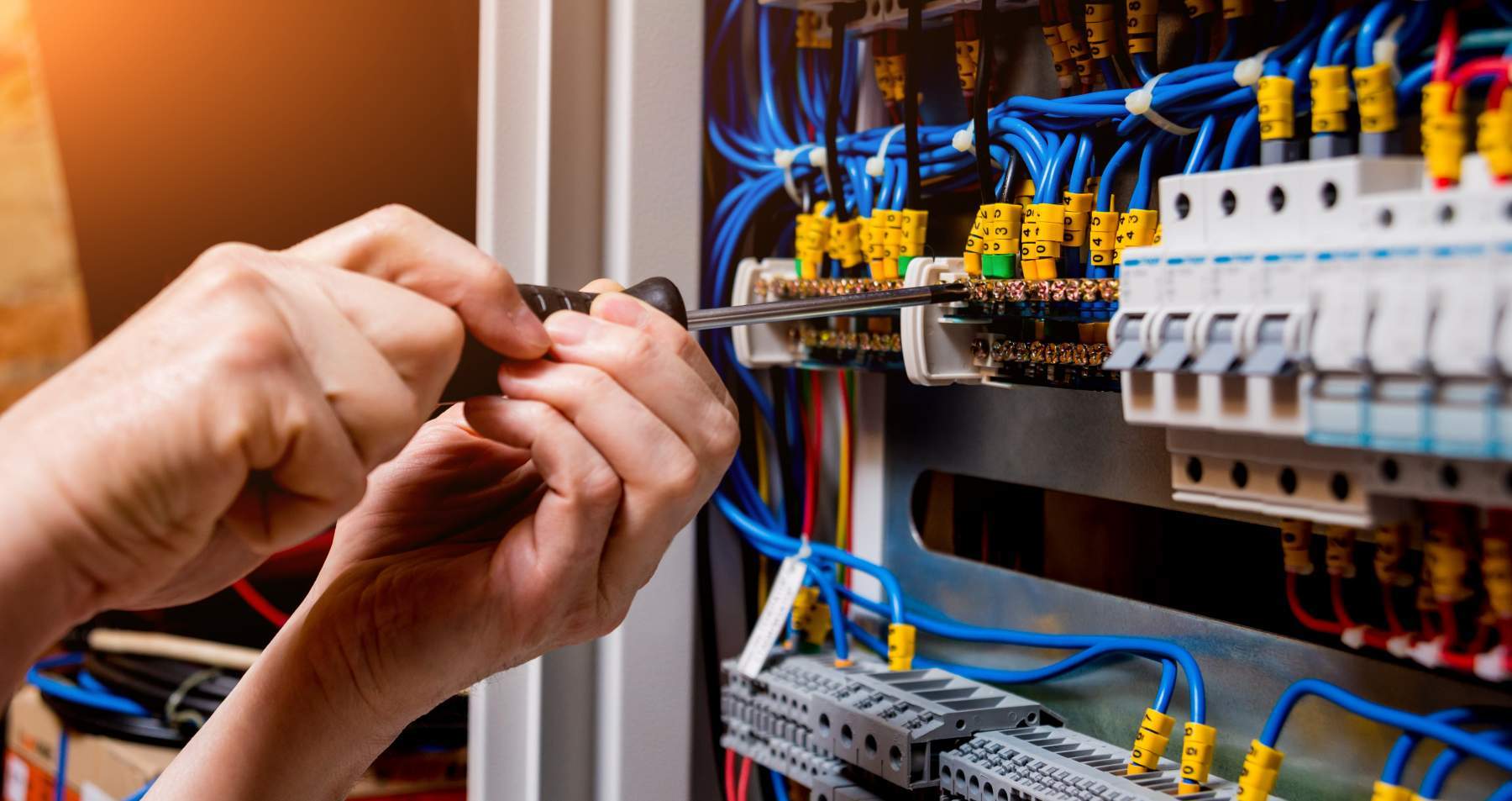 Hiring An Electrician Over Doing It Yourself Has Several Benefits